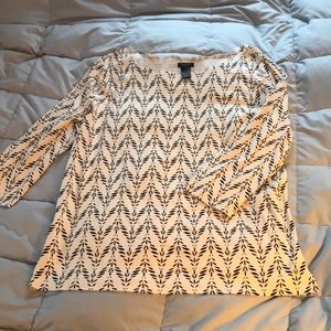 Ann Taylor Factory White 3/4 Length Sleeve with Scalloped Neck Black Pattern LG